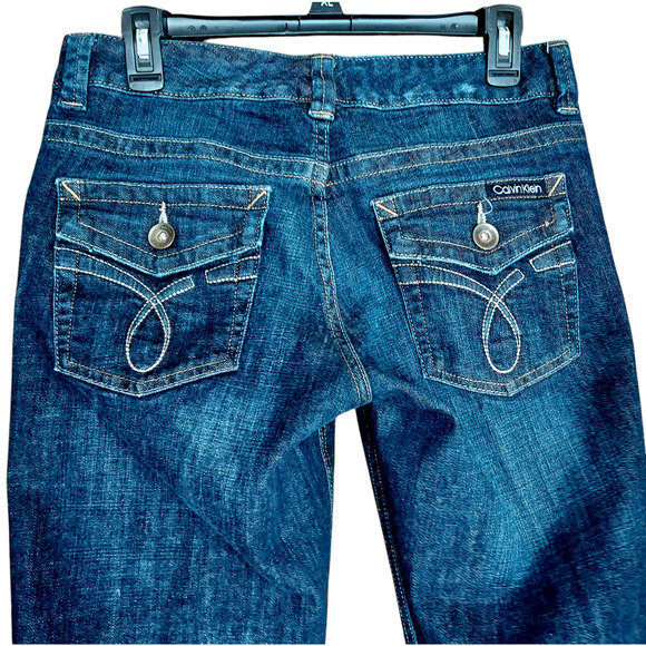 Calvin Klein Lean Bootcut Mid Rise Women's Denim Blue Jeans Mild Distressing 10 - Picture 1 of 10